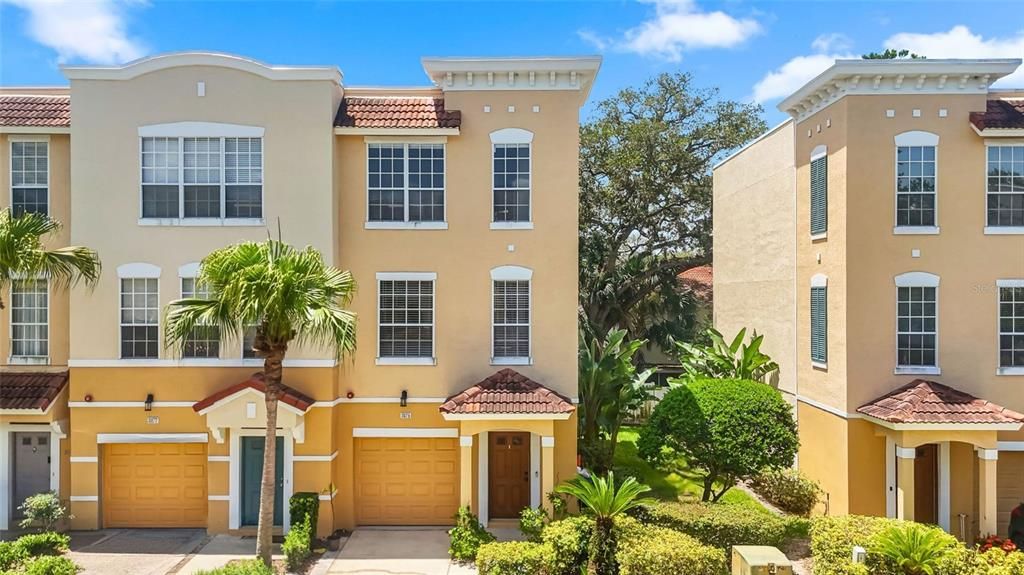 For Rent: $3,300 (3 beds, 3 baths, 1844 Square Feet)