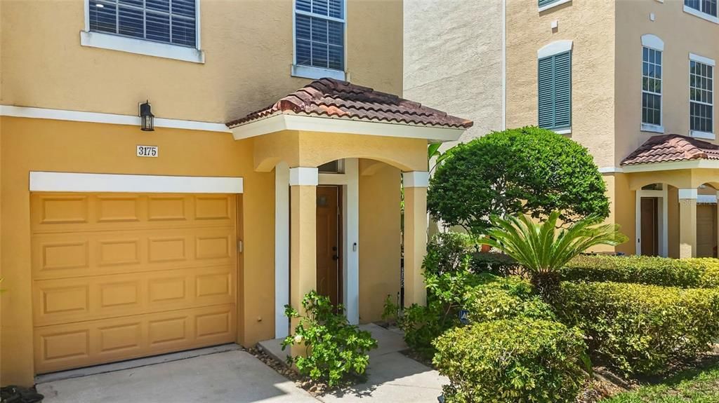 For Rent: $3,300 (3 beds, 3 baths, 1844 Square Feet)