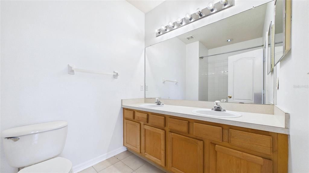 For Rent: $3,300 (3 beds, 3 baths, 1844 Square Feet)