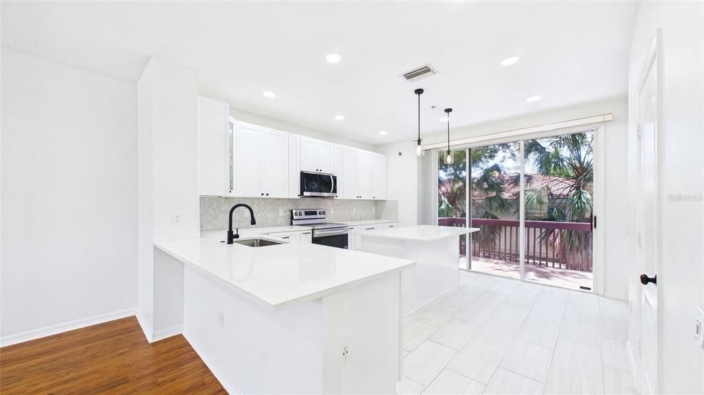 For Rent: $3,300 (3 beds, 3 baths, 1844 Square Feet)