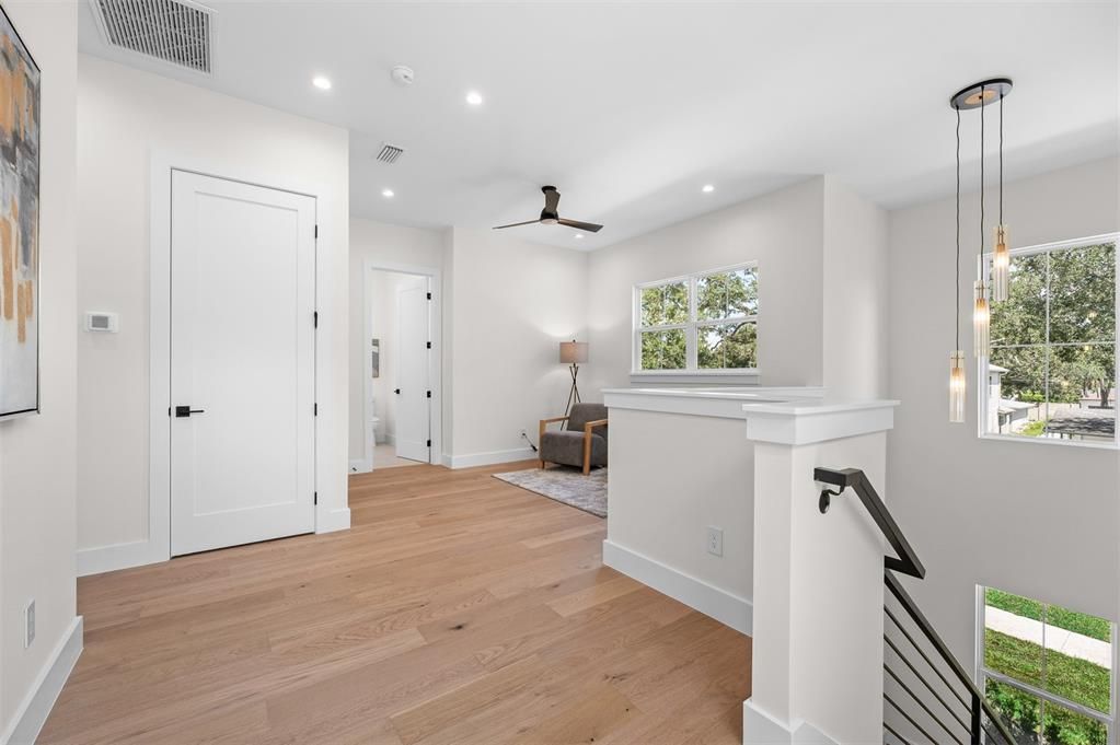 En Venta: $1,574,900 (4 camas, 3 baños, 3183 Pies cuadrados)