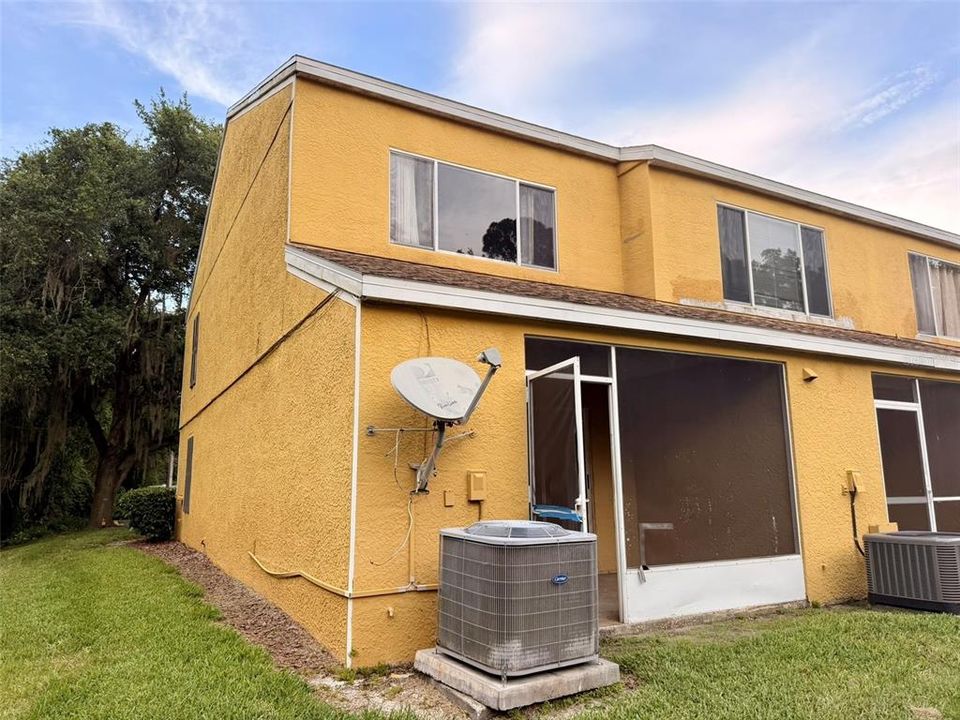 For Sale: $194,900 (2 beds, 2 baths, 1184 Square Feet)