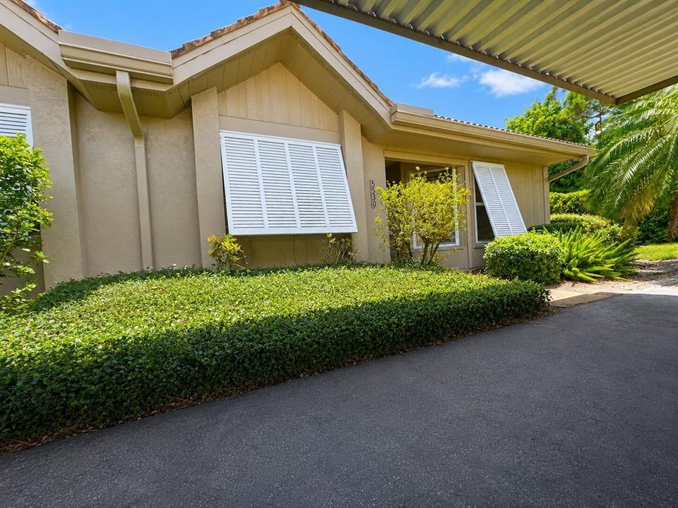 For Sale: $229,900 (2 beds, 2 baths, 1236 Square Feet)
