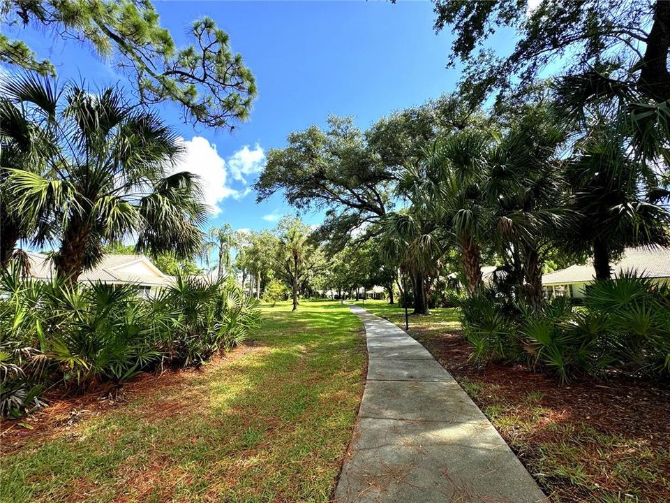 For Sale: $229,900 (2 beds, 2 baths, 1236 Square Feet)