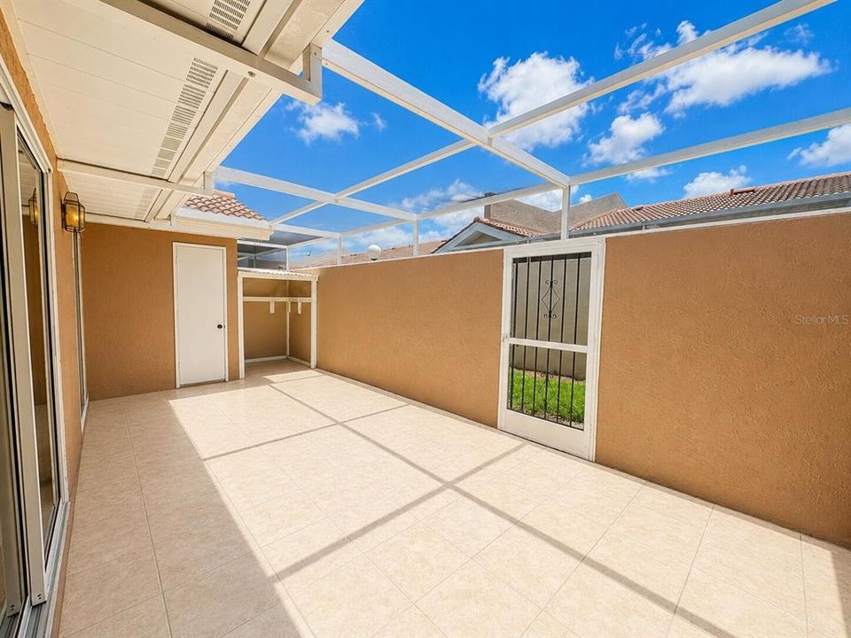 For Sale: $229,900 (2 beds, 2 baths, 1236 Square Feet)
