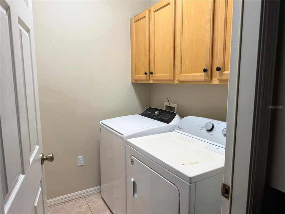 For Rent: $4,200 (4 beds, 3 baths, 2083 Square Feet)