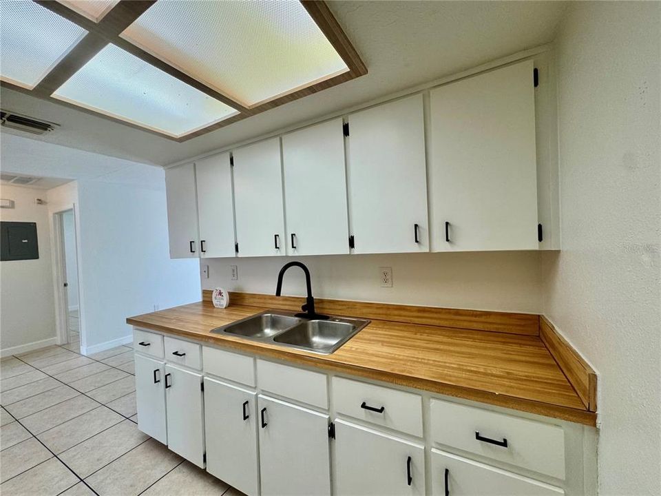 En Venta: $580,000 (8 camas, 0 baños, 3346 Pies cuadrados)