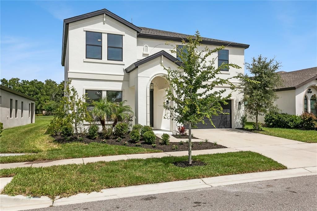 En Venta: $599,900 (4 camas, 2 baños, 2804 Pies cuadrados)