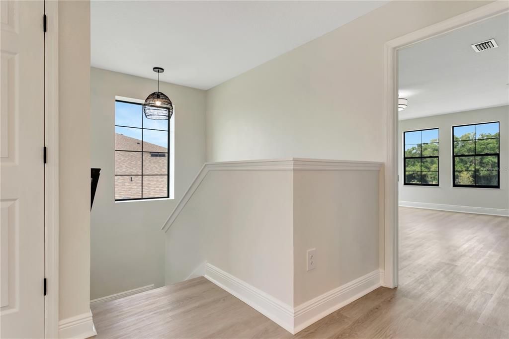 En Venta: $599,900 (4 camas, 2 baños, 2804 Pies cuadrados)