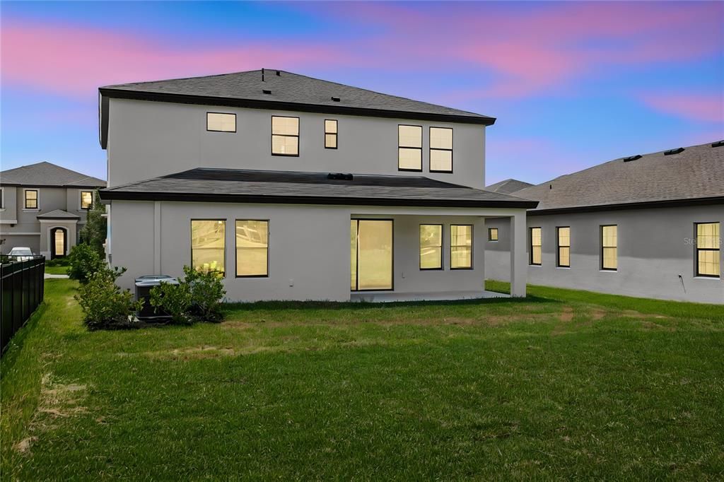 En Venta: $599,900 (4 camas, 2 baños, 2804 Pies cuadrados)