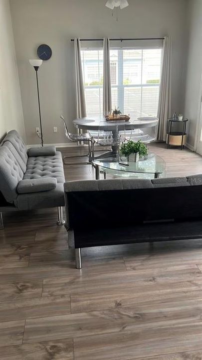 В аренду: $1,995 (4 спален, 3 ванн, 1470 Квадратных фут)
