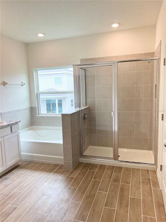 For Rent: $2,900 (4 beds, 3 baths, 2662 Square Feet)