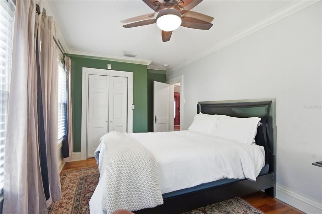 En Venta: $475,000 (3 camas, 2 baños, 1260 Pies cuadrados)
