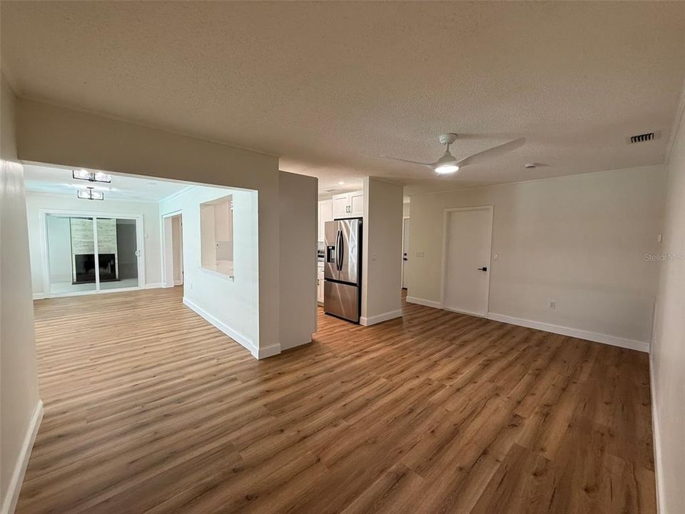 En Venta: $599,900 (3 camas, 2 baños, 1760 Pies cuadrados)