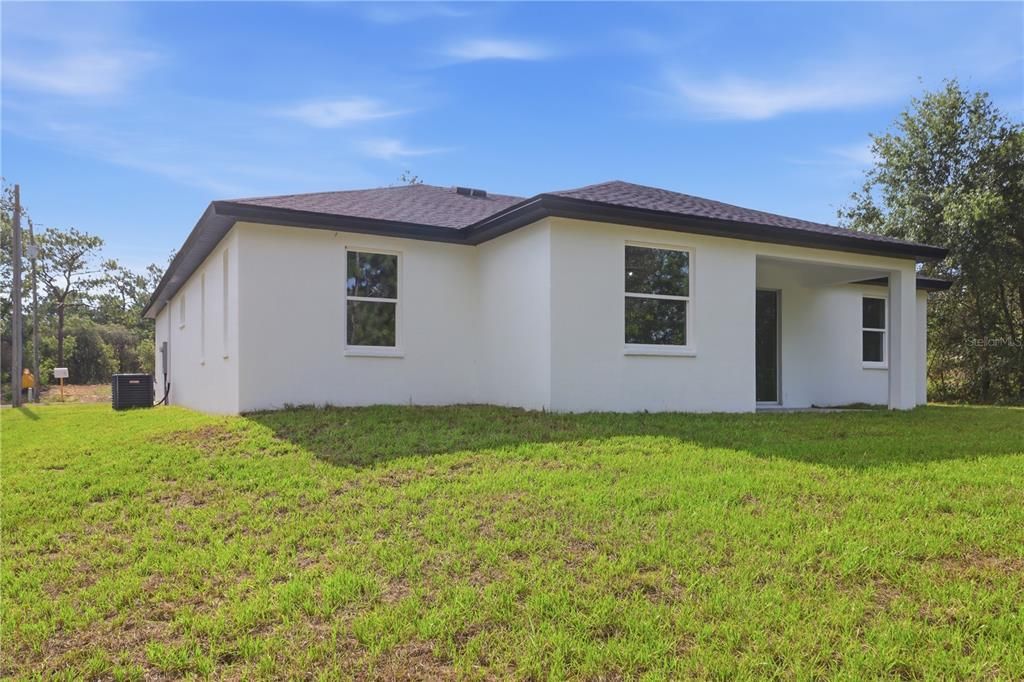 En Venta: $279,000 (3 camas, 2 baños, 1616 Pies cuadrados)