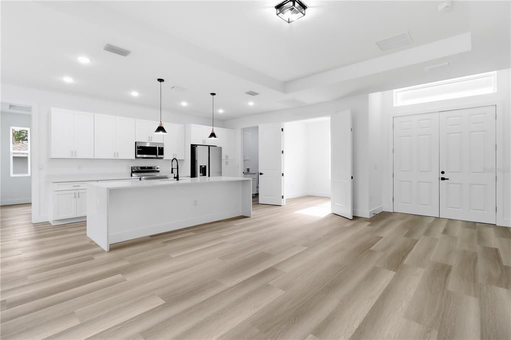 En Venta: $279,000 (3 camas, 2 baños, 1616 Pies cuadrados)