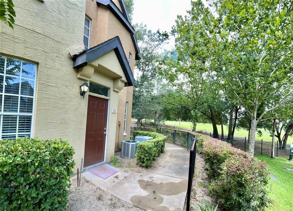 For Rent: $1,795 (2 beds, 2 baths, 1051 Square Feet)