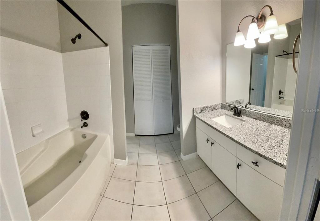 For Rent: $1,795 (2 beds, 2 baths, 1051 Square Feet)