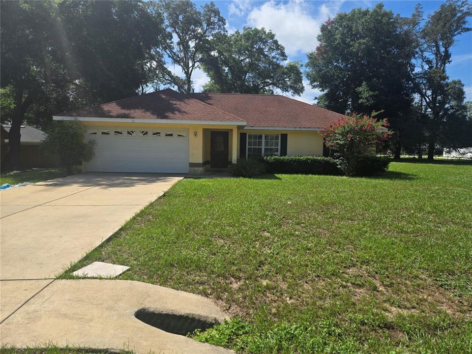 For Sale: $189,900 (3 beds, 2 baths, 1361 Square Feet)