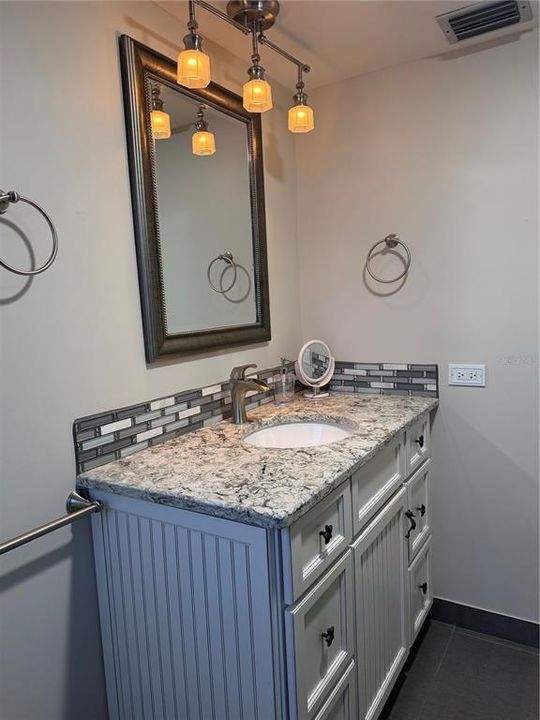 For Rent: $2,500 (2 beds, 2 baths, 1280 Square Feet)
