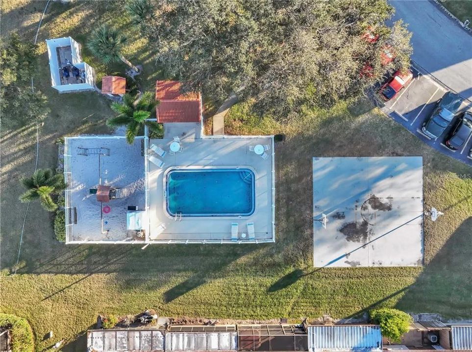 На продажу: $249,000 (2 спален, 2 ванн, 1086 Квадратных фут)