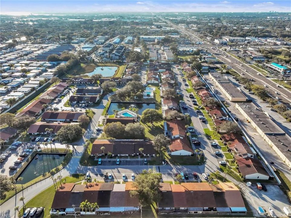 На продажу: $249,000 (2 спален, 2 ванн, 1086 Квадратных фут)