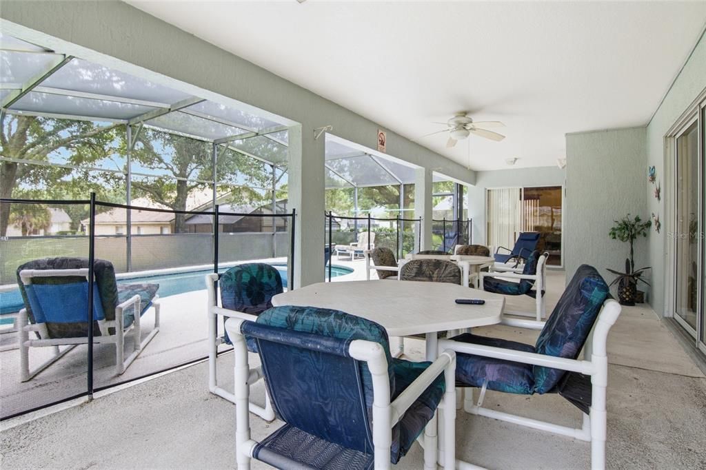 Active With Contract: $409,900 (4 beds, 2 baths, 1856 Square Feet)
