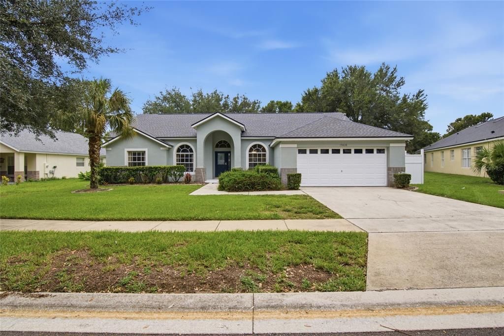 Active With Contract: $409,900 (4 beds, 2 baths, 1856 Square Feet)