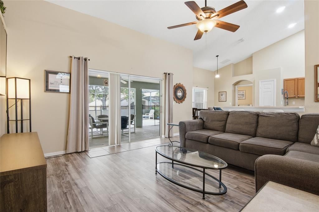 Active With Contract: $409,900 (4 beds, 2 baths, 1856 Square Feet)
