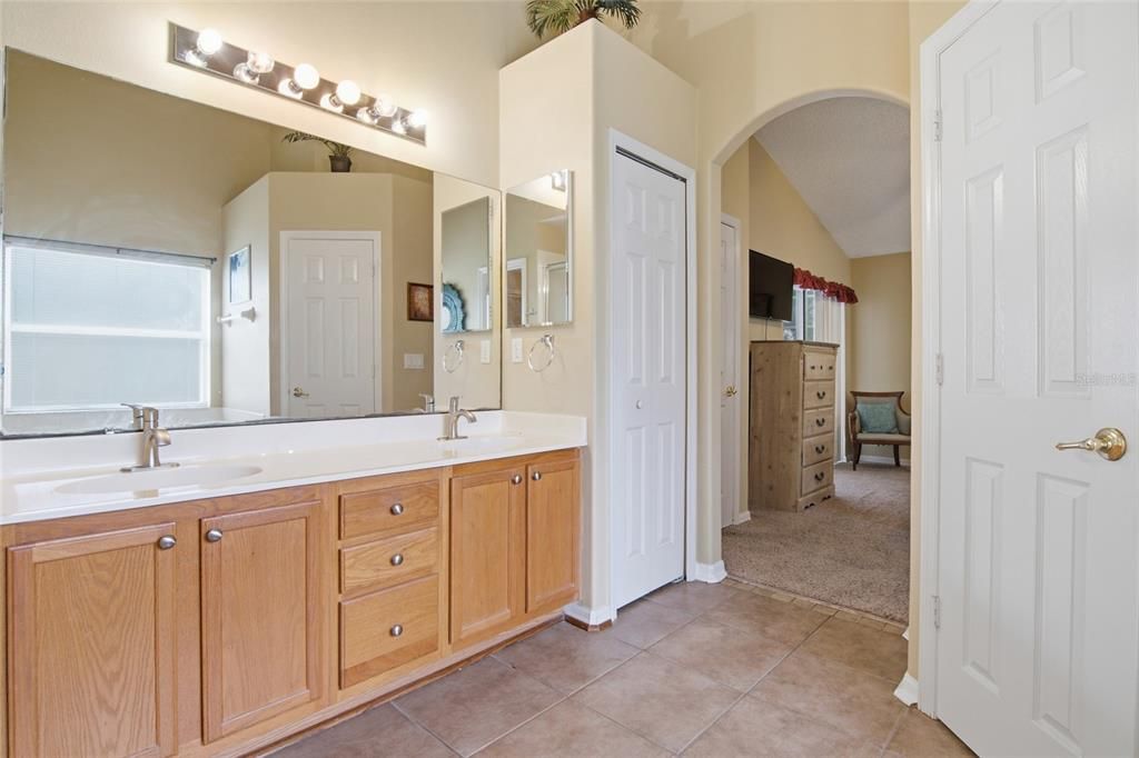 Active With Contract: $409,900 (4 beds, 2 baths, 1856 Square Feet)