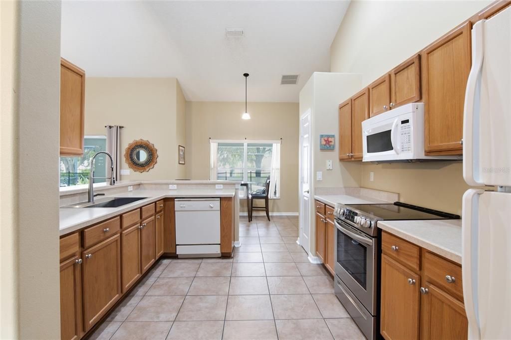 Active With Contract: $409,900 (4 beds, 2 baths, 1856 Square Feet)