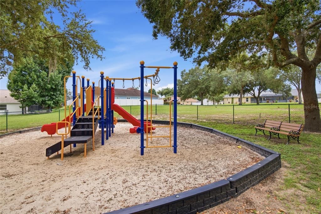 Active With Contract: $409,900 (4 beds, 2 baths, 1856 Square Feet)
