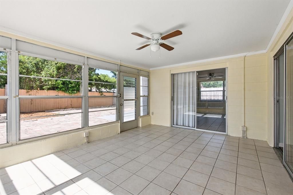 En Venta: $259,900 (3 camas, 2 baños, 1307 Pies cuadrados)
