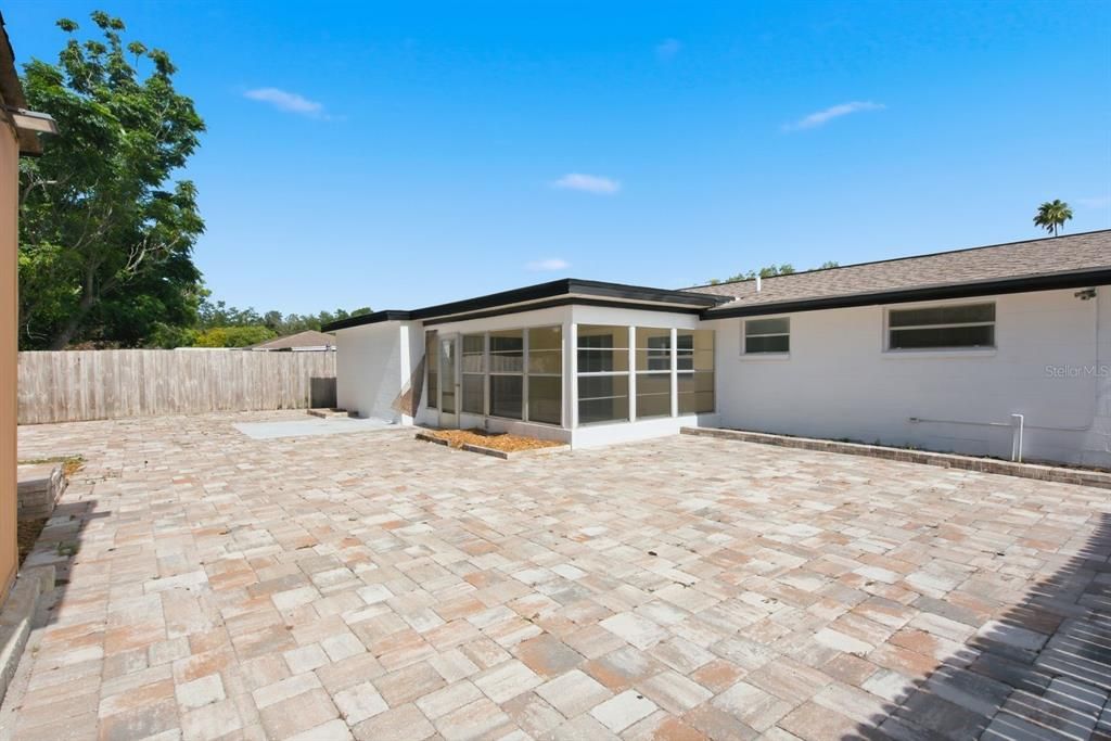 En Venta: $259,900 (3 camas, 2 baños, 1307 Pies cuadrados)