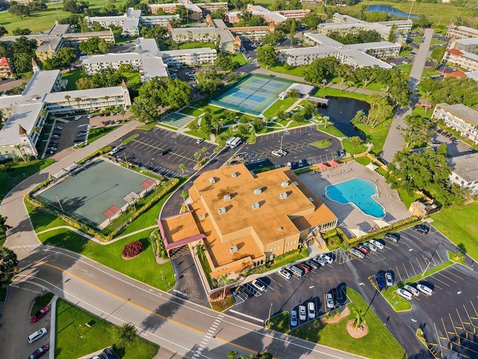 En Venta: $169,999 (2 camas, 2 baños, 1370 Pies cuadrados)
