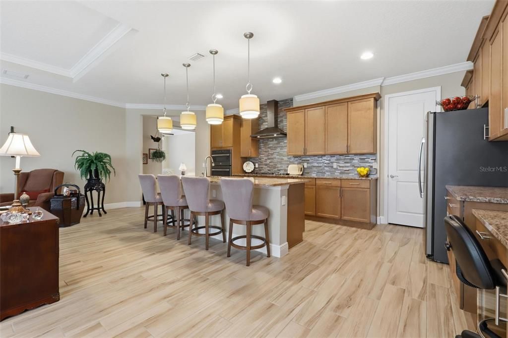 For Sale: $515,000 (3 beds, 3 baths, 2828 Square Feet)