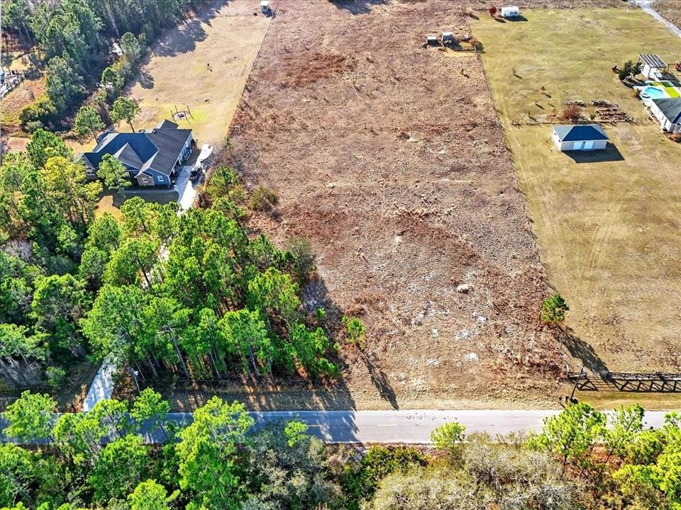 На продажу: $109,900 (0.88 acres)