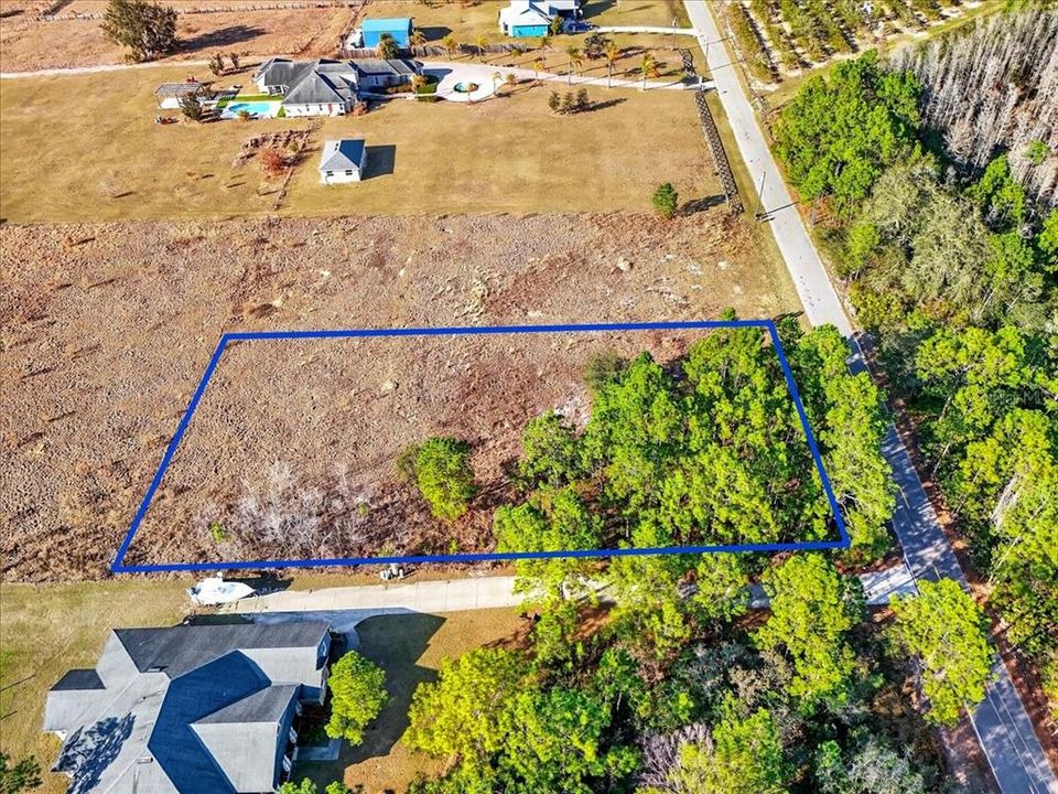На продажу: $109,900 (0.88 acres)