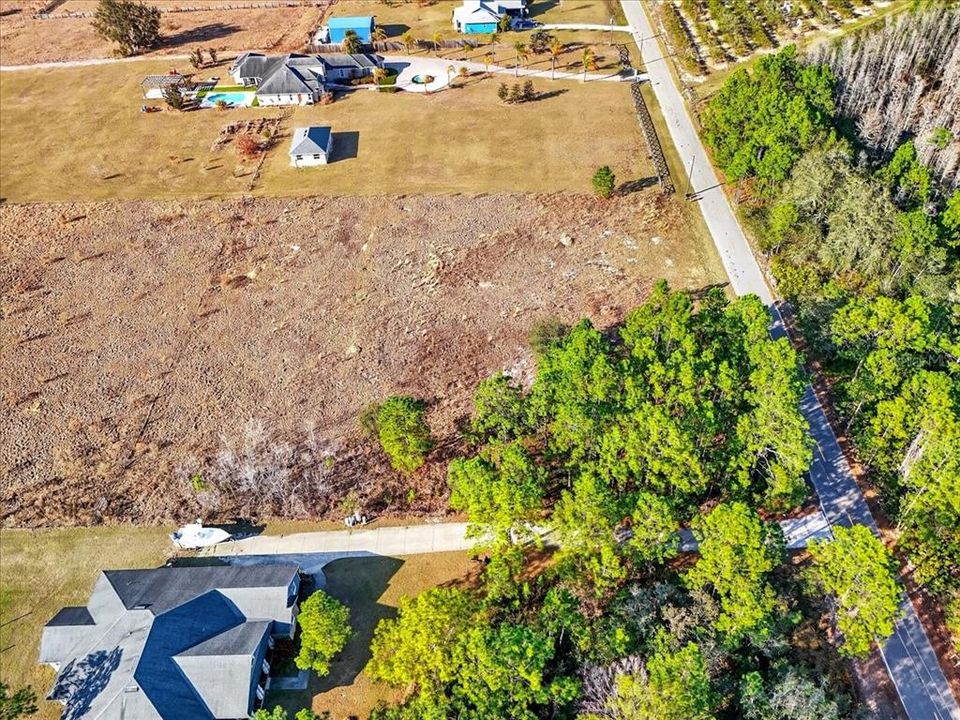 На продажу: $109,900 (0.88 acres)