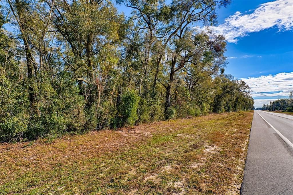 На продажу: $150,000 (7.98 acres)