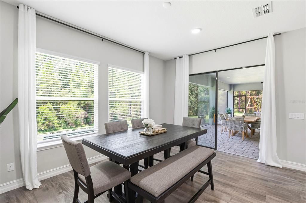 En Venta: $1,100,000 (5 camas, 5 baños, 4535 Pies cuadrados)
