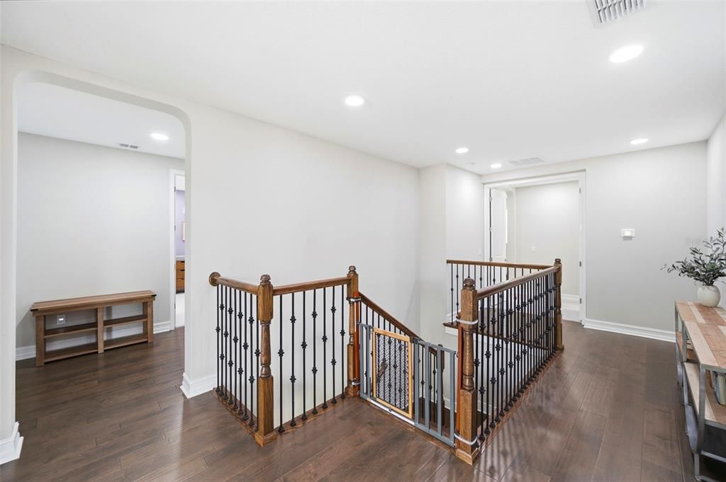En Venta: $1,100,000 (5 camas, 5 baños, 4535 Pies cuadrados)