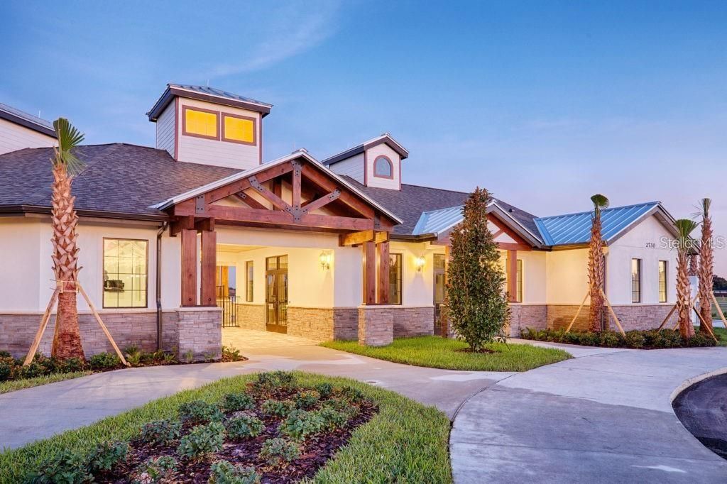 For Rent: $2,900 (4 beds, 2 baths, 2612 Square Feet)