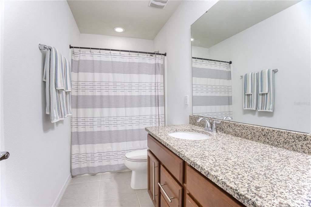For Rent: $2,900 (4 beds, 2 baths, 2612 Square Feet)