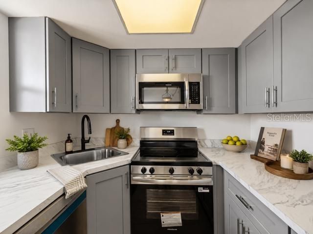 En Venta: $89,900 (1 camas, 1 baños, 708 Pies cuadrados)