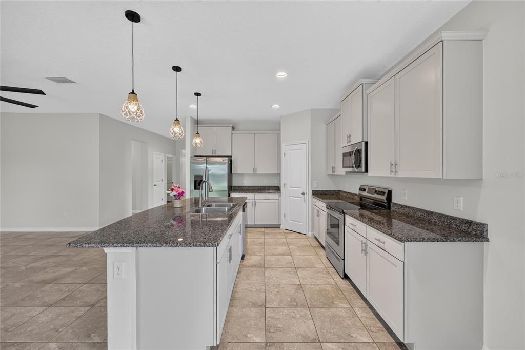 For Sale: $340,000 (4 beds, 2 baths, 2053 Square Feet)