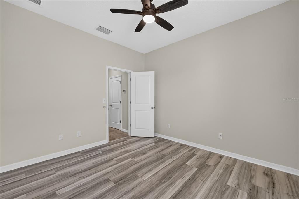 For Sale: $340,000 (4 beds, 2 baths, 2053 Square Feet)