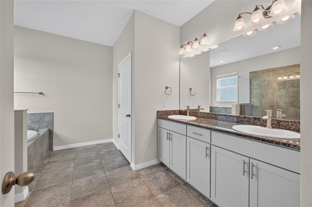 For Sale: $340,000 (4 beds, 2 baths, 2053 Square Feet)