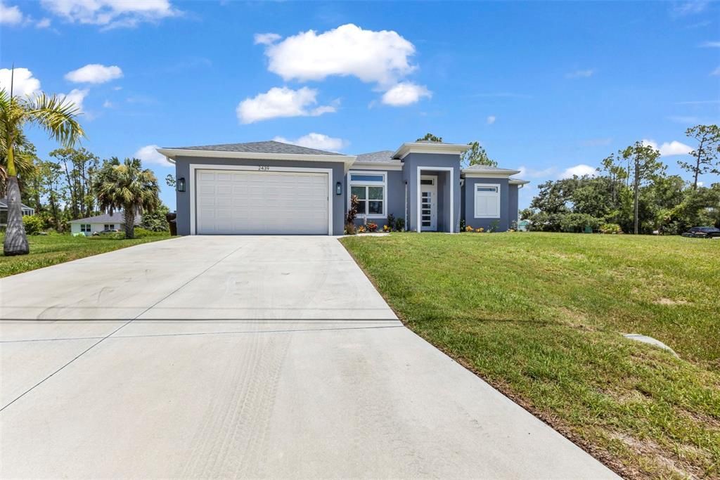 For Sale: $395,000 (3 beds, 2 baths, 1680 Square Feet)
