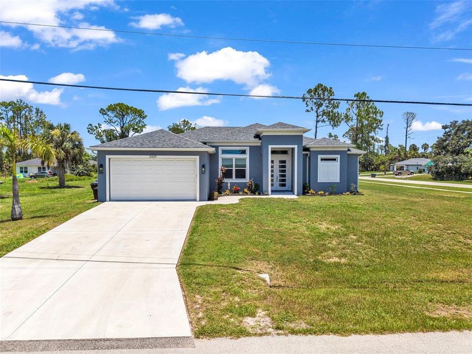 For Sale: $395,000 (3 beds, 2 baths, 1680 Square Feet)